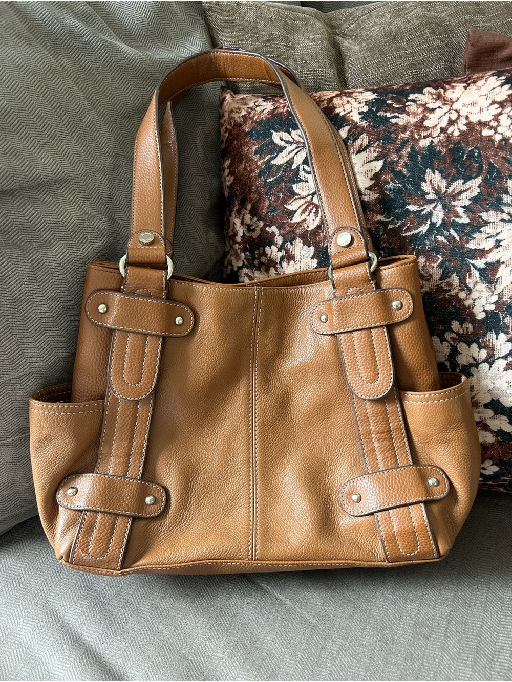 Tignanello Women’s Brown Leather snap closure Shoulder Bag